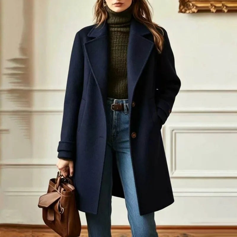 Antonia — Cappotto Donna in Misto Lana con Revers Retrò, Lina Milano