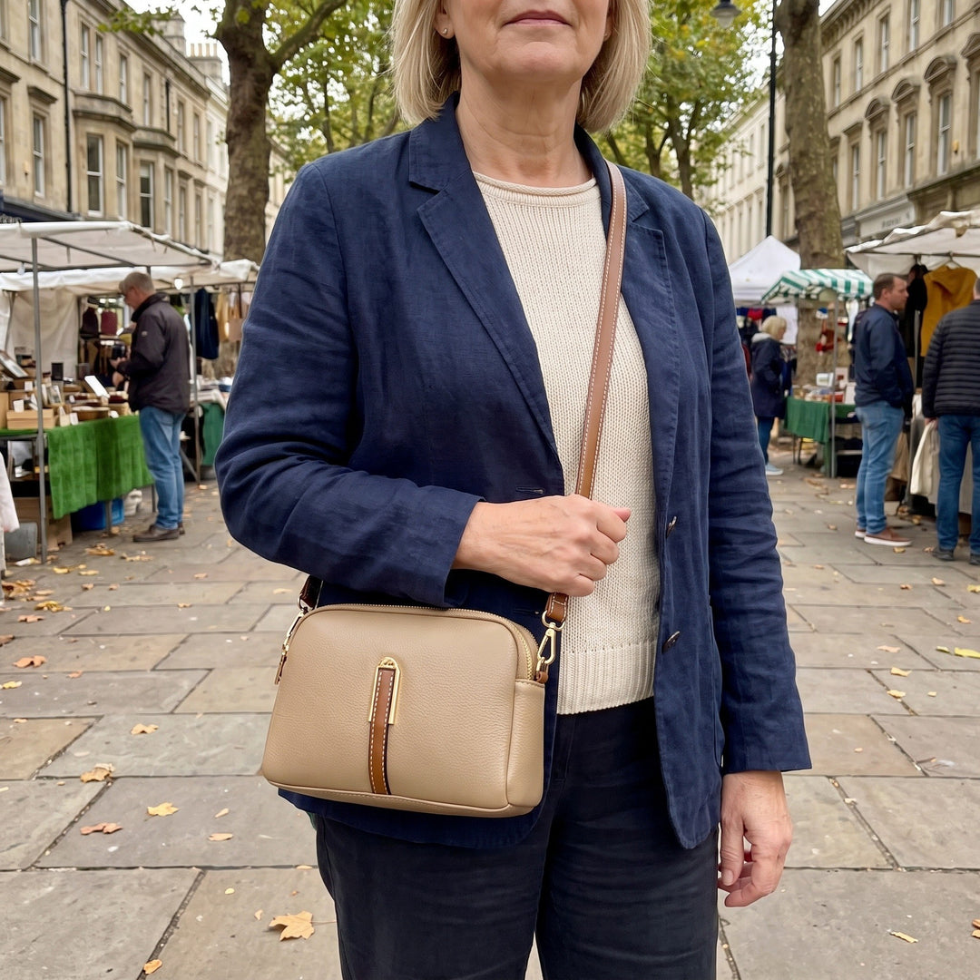 Caterina — Borsa a Tracolla Donna Piccola Rigida in Pelle con Cerniera, Lina Milano