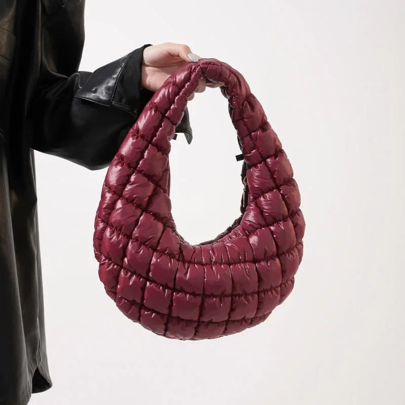 Cinzia — Borsa Donna a Spalla Trapuntata Imbottita in Nylon a Mezzaluna, Lina Milano