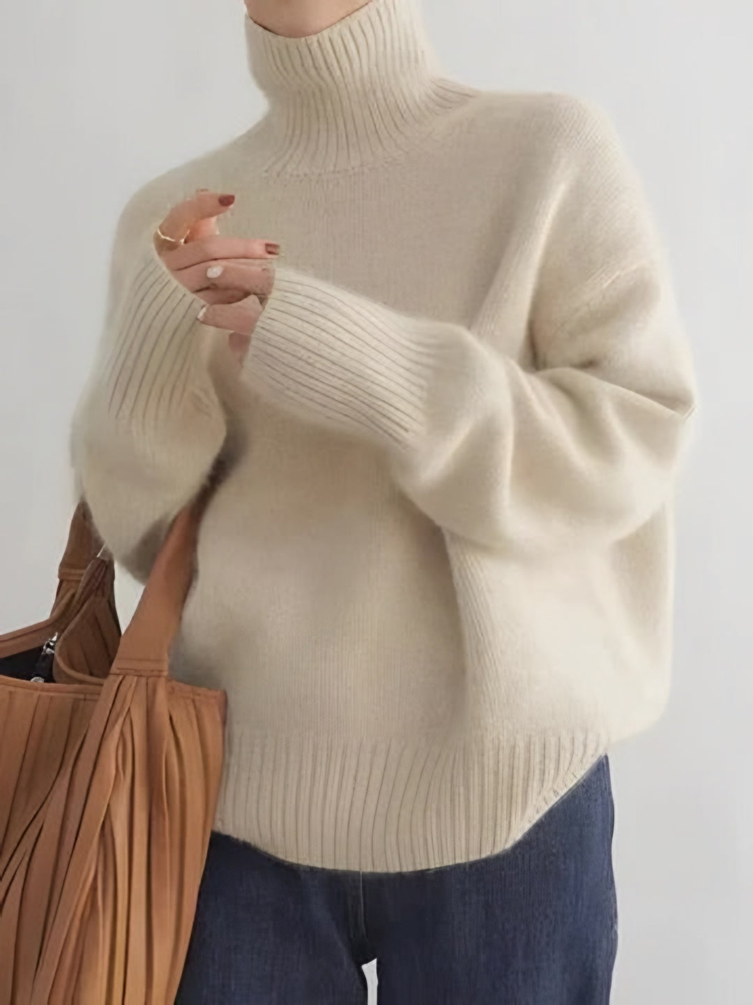 Costanza — Dolcevita Donna Oversize Collo Alto con Spalle Scese, Lina Milano