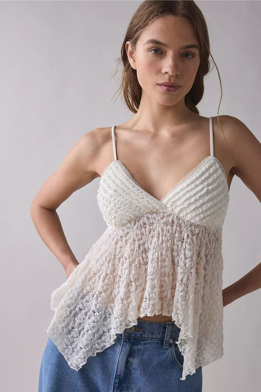 Emma — Top di Pizzo Donna a Pieghe con Fondo Asimmetrico, Lina Milano