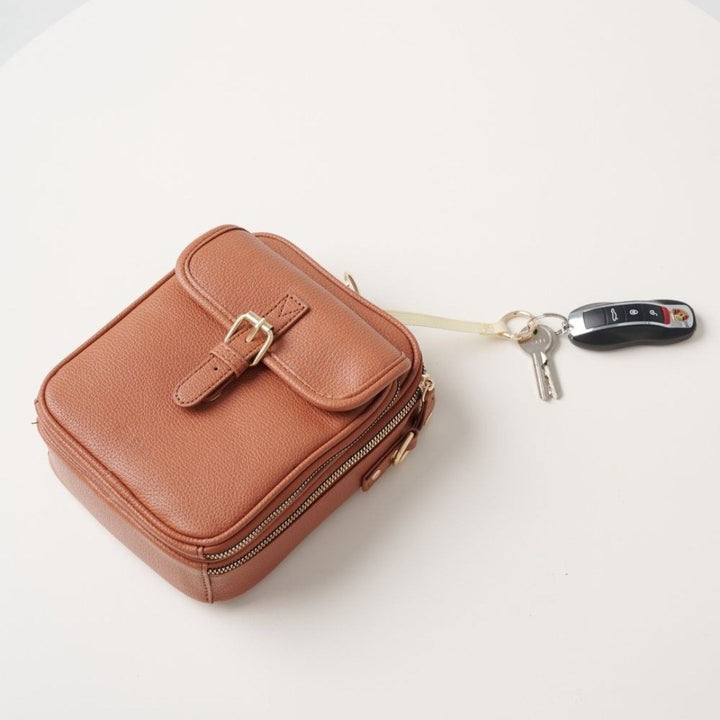 Gioia — Borsa a Tracolla Donna Piccola Quadrata con Tasche e Cerniera, Lina Milano