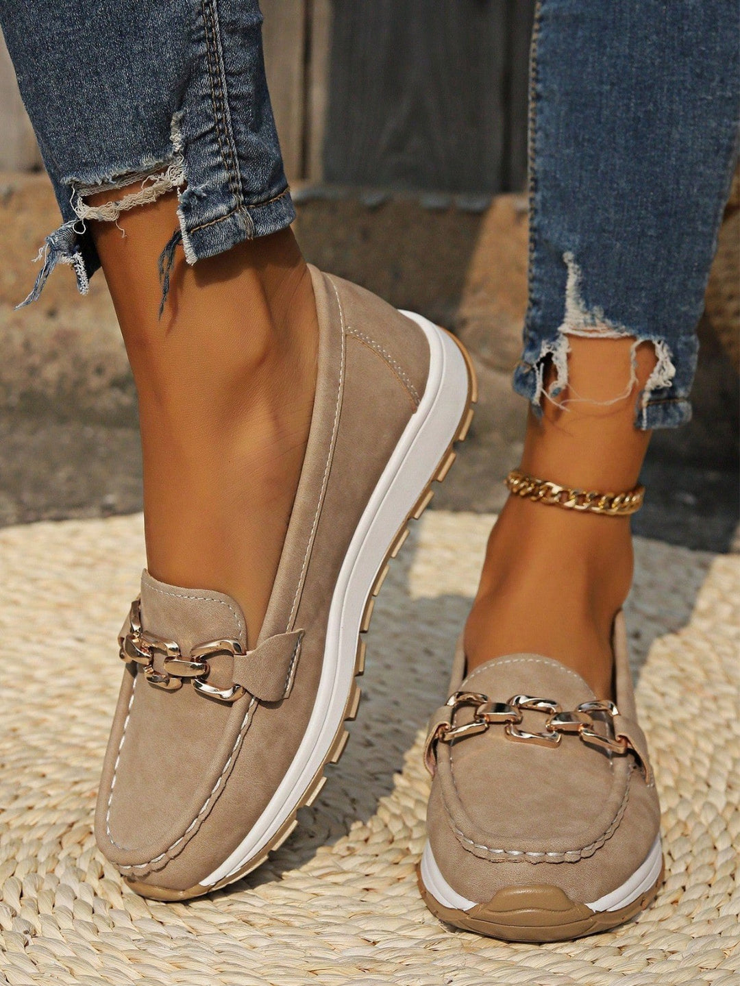 Giorgia — Mocassini Donna Scamosciati con Catena e Suola Platform, Lina Milano