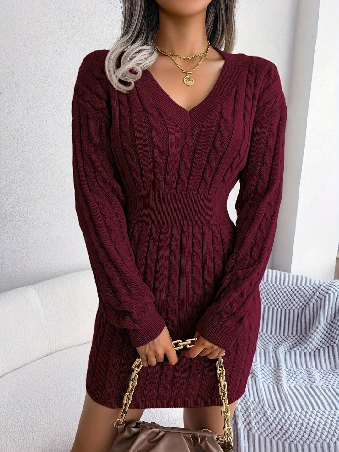 Manuela — Abiti Donna Corti a Trecce con Scollo a V e Peplo, Lina Milano
