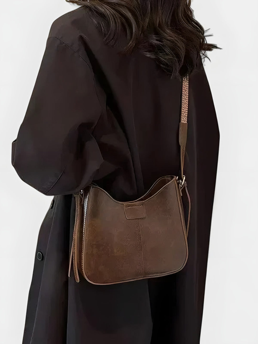 Sabina — Borsa a Spalla Donna a Mezzaluna con Tracolla Larga, Lina Milano
